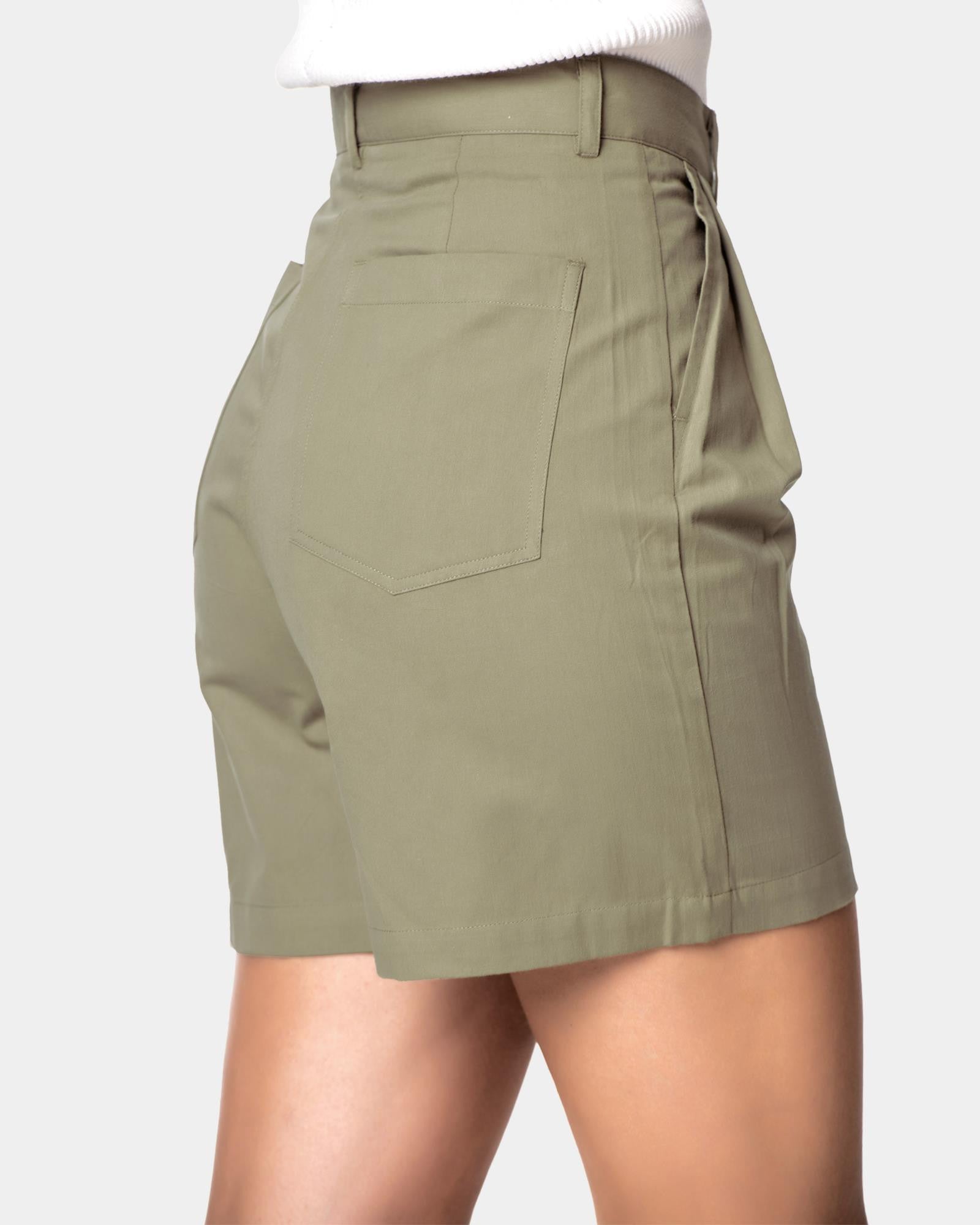 BERMUDA GABARDINA LISA VERDE